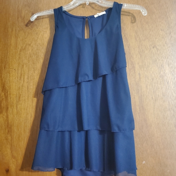 Ruffle front tank top - Picture 5 of 7